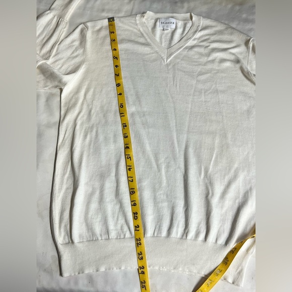 FELICITE Cream V-Neck lightweight Sweater size 1/XS-S - Picture 7 of 11